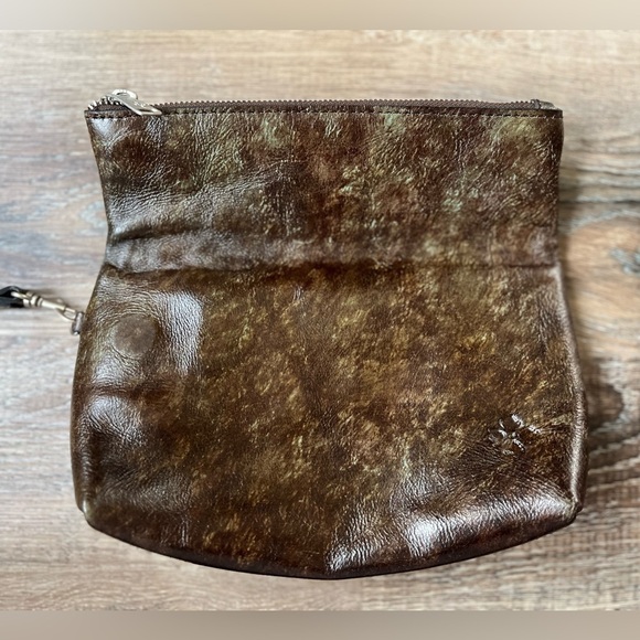 Patricia Nash Leather Tooled Fold Over Clutch - Picture 3 of 6